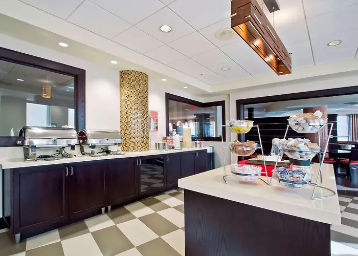 Hampton & Columbus-downtown, Ohio 3*