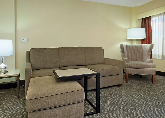 Hampton & Columbus-downtown, Ohio 3*