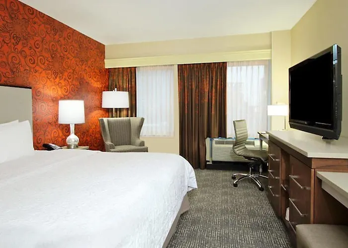 Hampton & Columbus-downtown, Ohio 3*